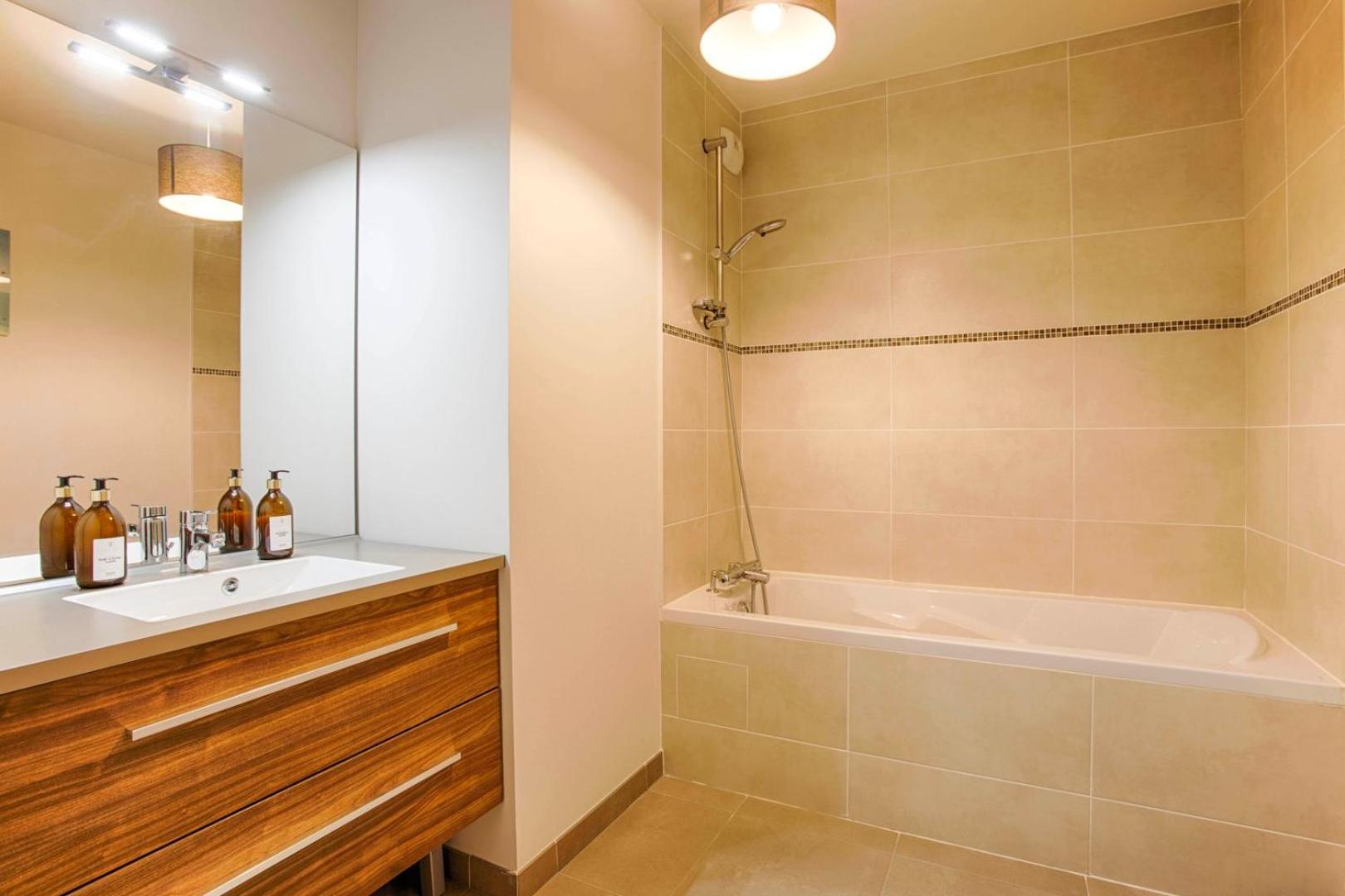 Panoramic Suite Unique View & Private Parking 凯恩 外观 照片
